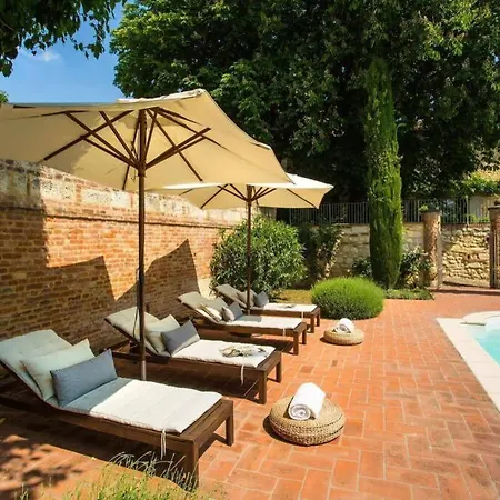 Villa Truffle *